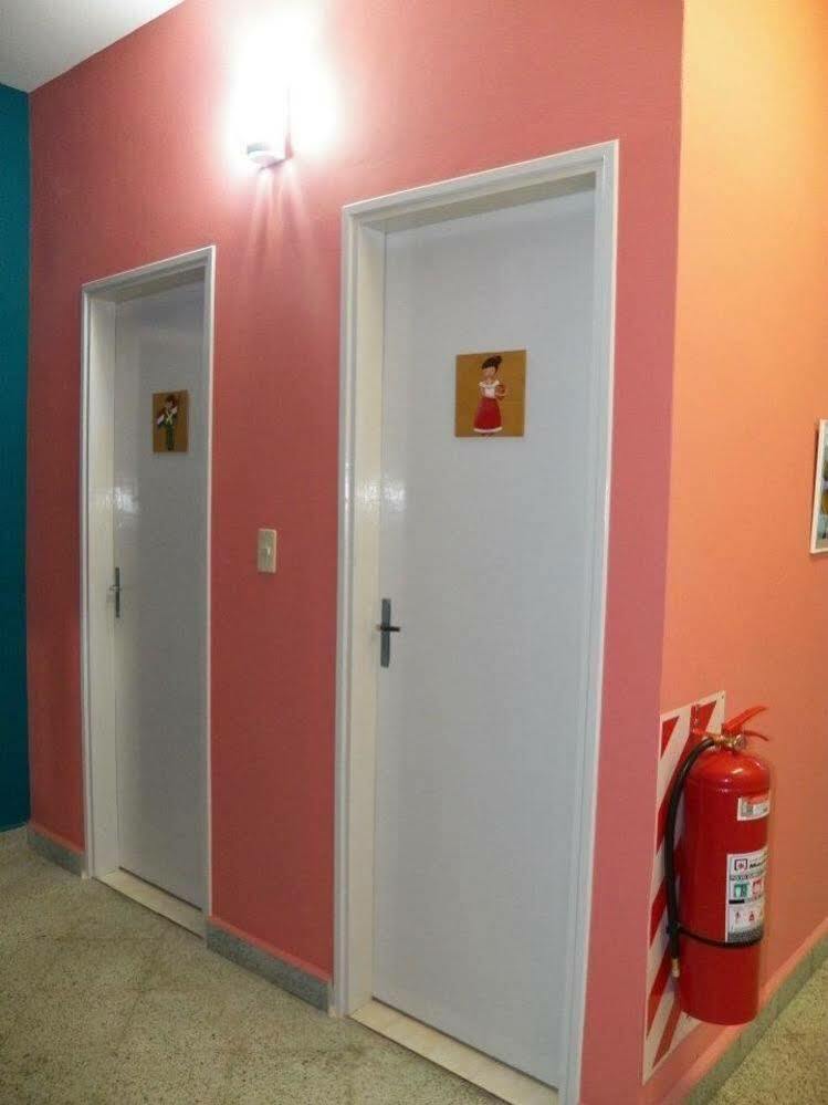 Hamaca Paraguaya Hostel อะซุนซิออง ภายนอก รูปภาพ